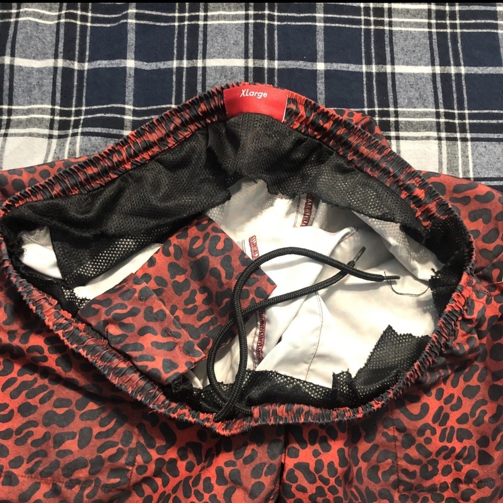 Supreme - Picture 9 of 12